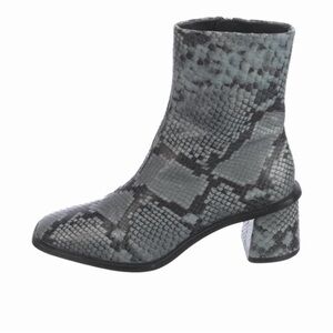 Lafayette 148 New York Gray/blue Snake Print Ankle Boots